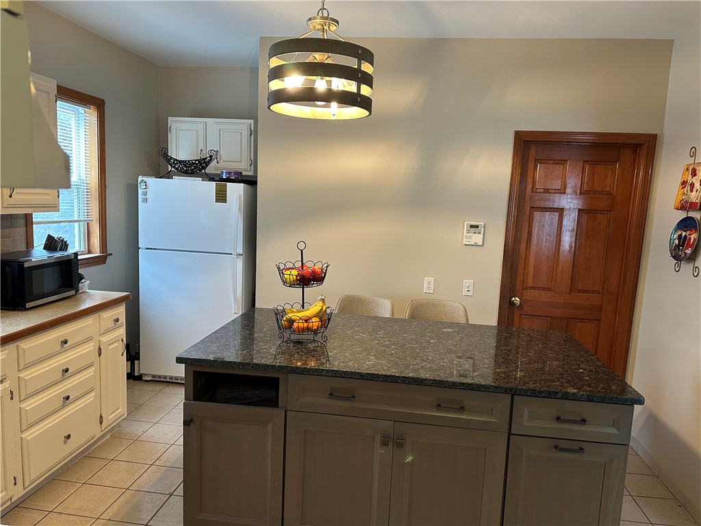 3 George Street Westerly, RI 02891 - Photo 8 of 39 Kitchen