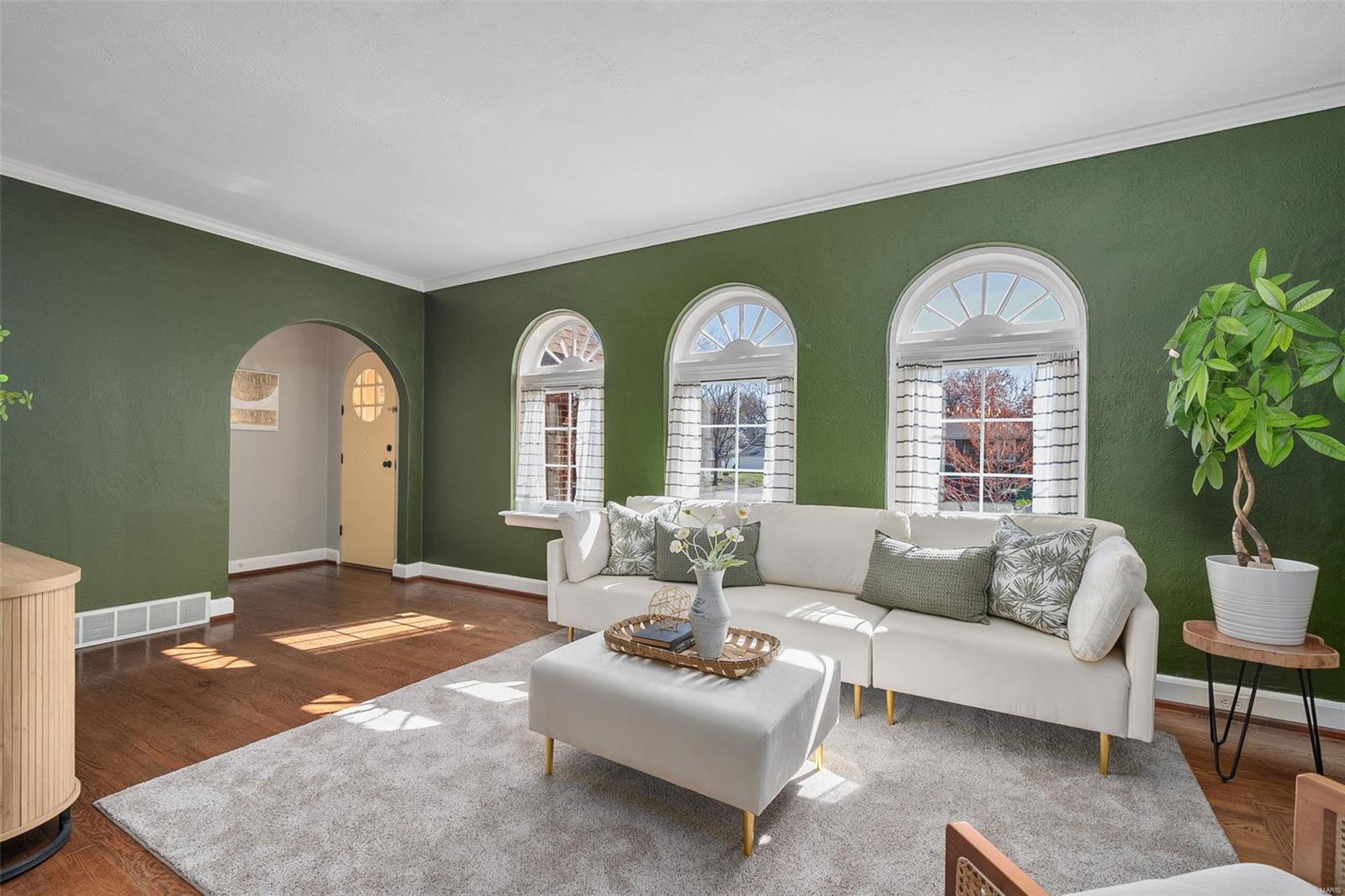 3845 Dover Place St. Louis, MO 63116 - Photo 5 of 35