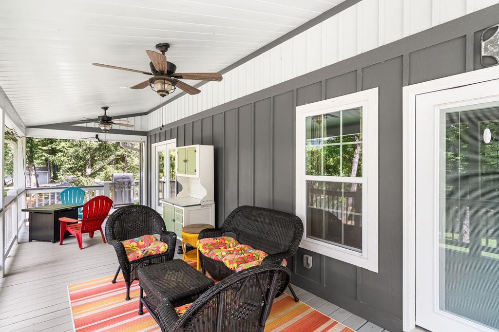 270 Hiawassee River Road Murphy, NC 28906 - Photo 29 of 50 a living room with furniture and a window