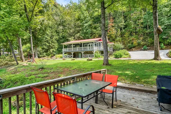 $574,900 | 270 Hiawassee River Road, Murphy, NC 28906