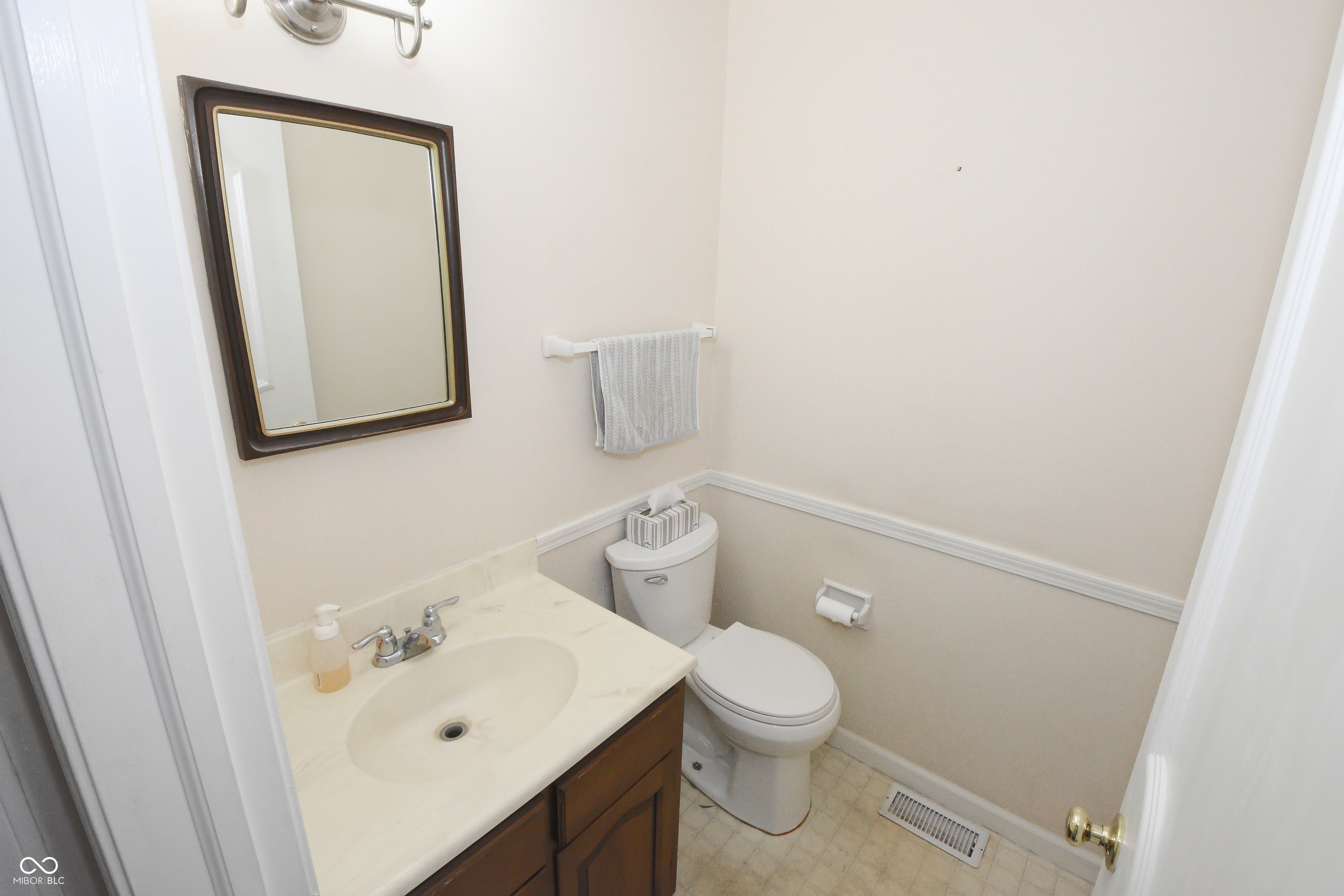 5533 Roxbury Terrace Indianapolis, IN 46226 - Photo 49 of 65