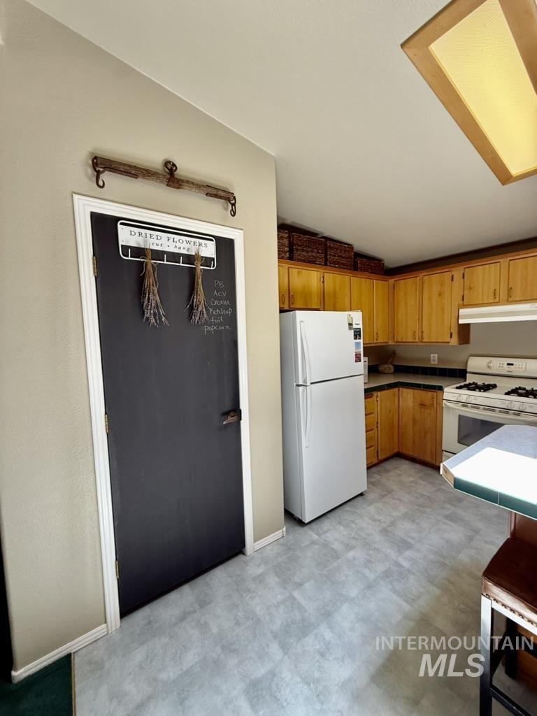 2792 & 2796 Ewing Road Nezperce, ID 83543 - Photo 5 of 50