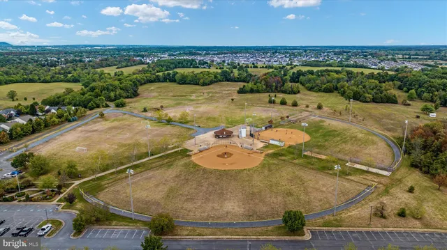 $535,000 | 123 Fredericksburg Drive, Stephens City, VA 22655