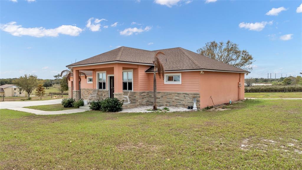 8243 Alturas Road Bartow, FL 33830 - Photo 5 of 53