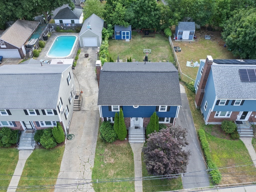 25 Brigham Road Waltham, MA 02453 - Photo 3 of 36 Gallery Image 3