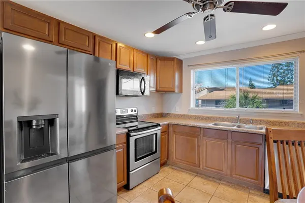 $1,600 | 6315 Newtown Circle, Unit 15B3, Tampa, FL 33615