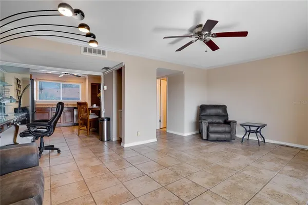 $1,600 | 6315 Newtown Circle, Unit 15B3, Tampa, FL 33615
