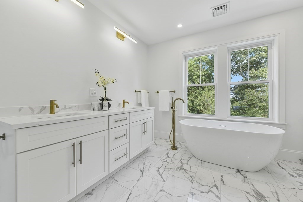 11 Arborview Road Boston, MA 02130 - Photo 23 of 42