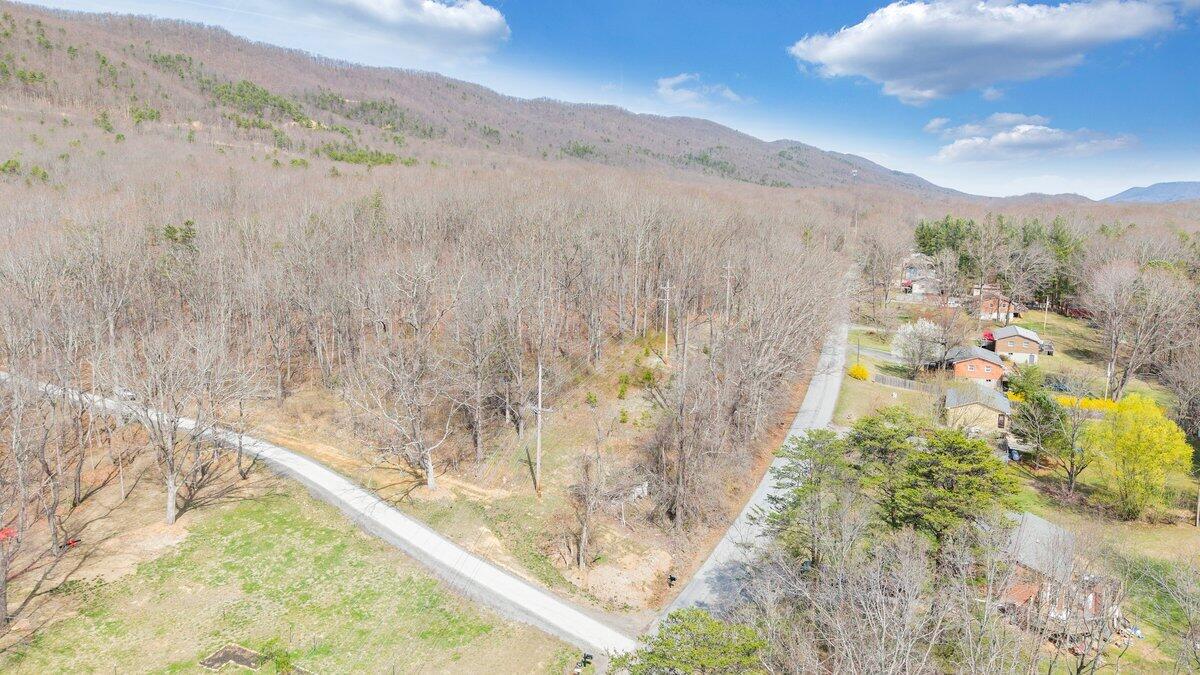 0 Keffer Road Catawba, VA 24070 - Photo 7 of 11 DJI_20260314150240_0068_D