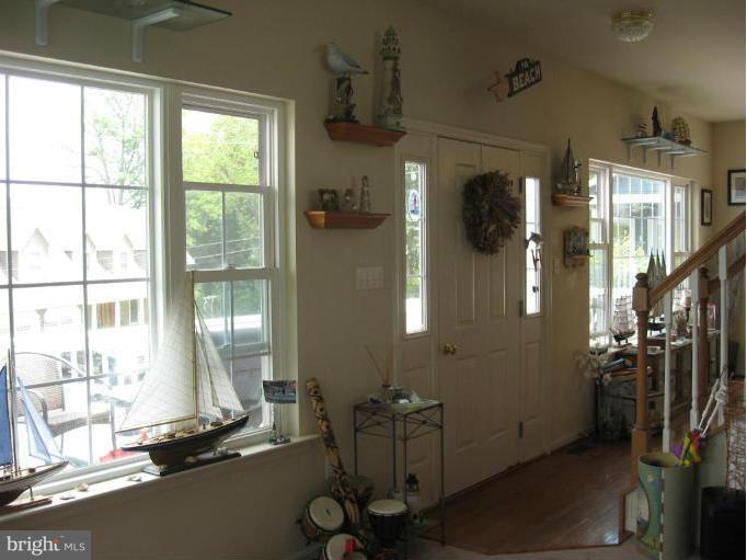 6037 Bayview Road St. Leonard, MD 20685 - Photo 10 of 24 Entrance / Foyer