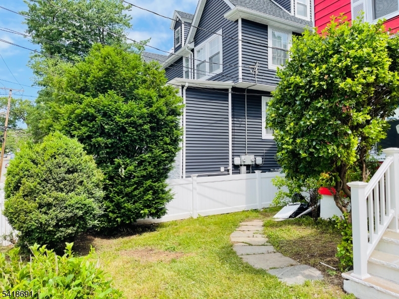 76 Chestnut Street, Unit 2 Montclair, NJ 07042 - Photo 11 of 13