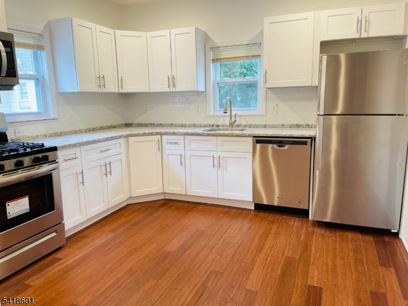 76 Chestnut Street, Unit 2 Montclair, NJ 07042 - Photo 3 of 13