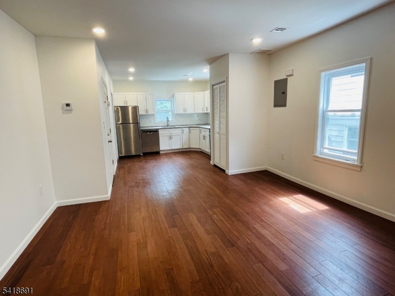 76 Chestnut Street, Unit 2 Montclair, NJ 07042 - Photo 6 of 13