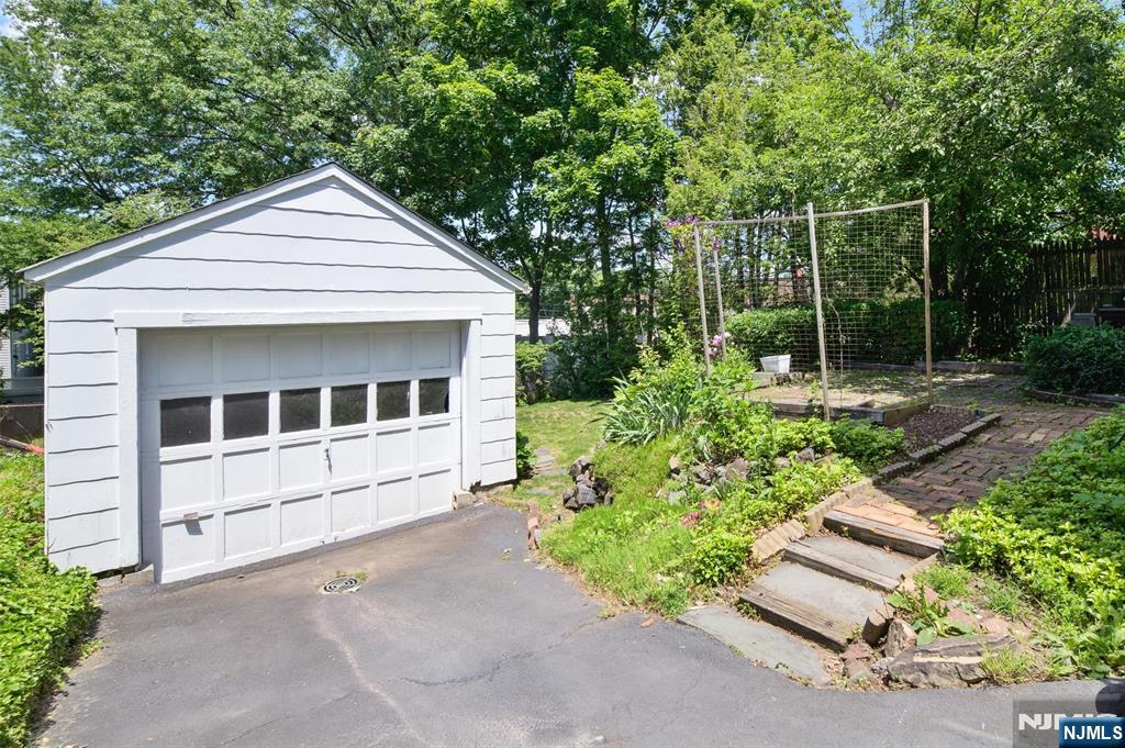 234 Ridgefield Avenue Bogota, NJ 07603 - Photo 26 of 27
