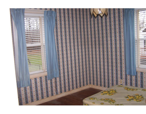 227 Piper Road West Springfield, MA 01089 - Photo 10 of 11 Gallery Image 10
