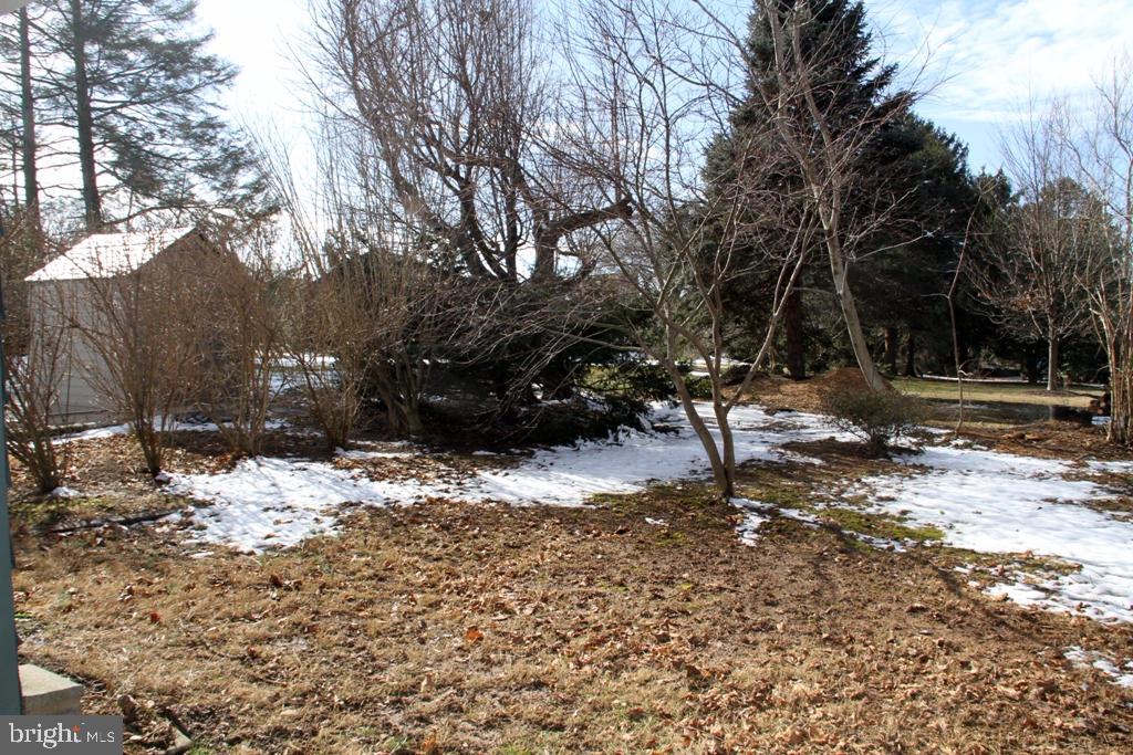 1814 Powder Mill Road York, PA 17402 - Photo 4 of 35