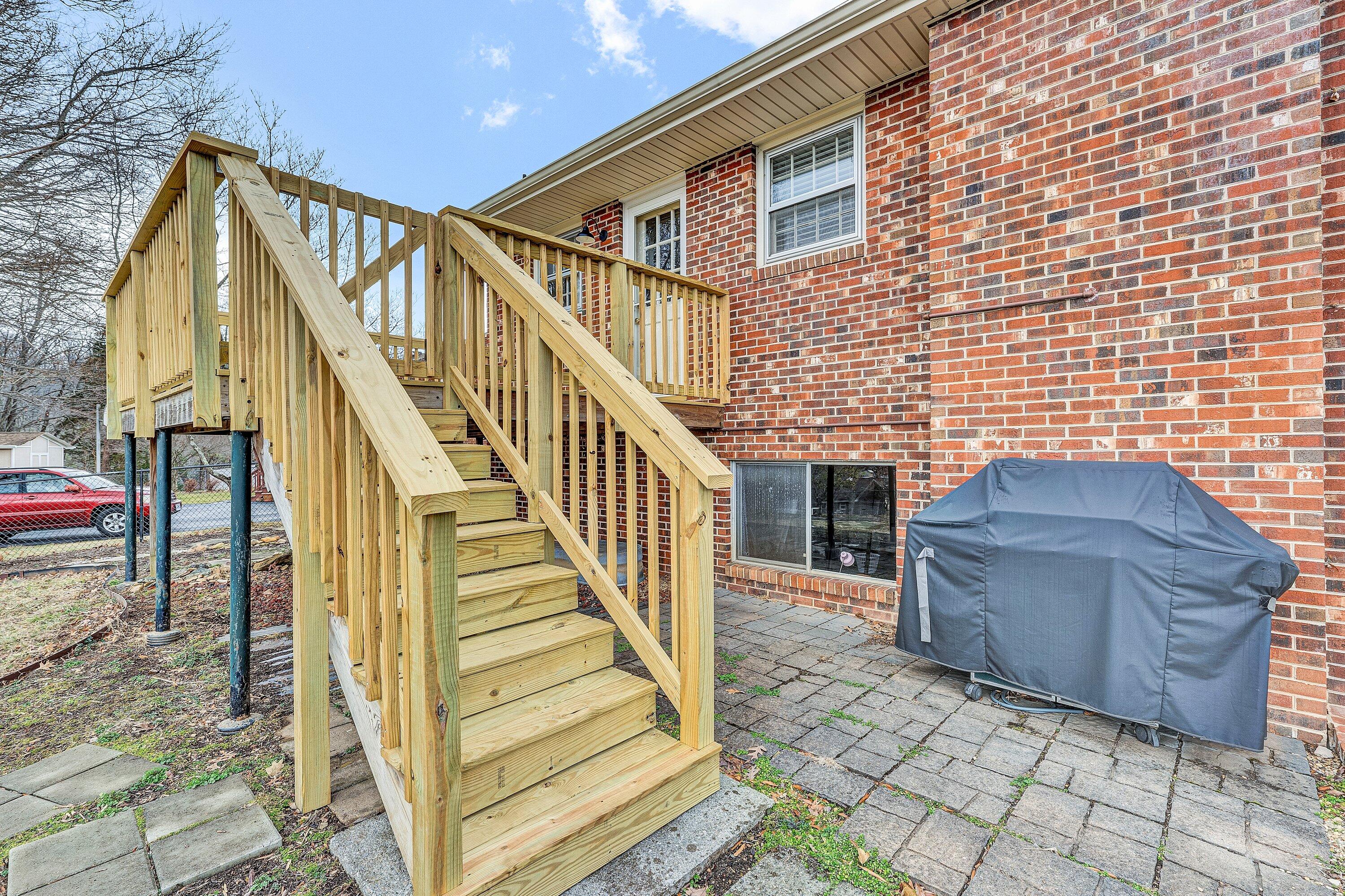 4544 Rosecrest Road Roanoke, VA 24018 - Photo 35 of 42 IMG_6096