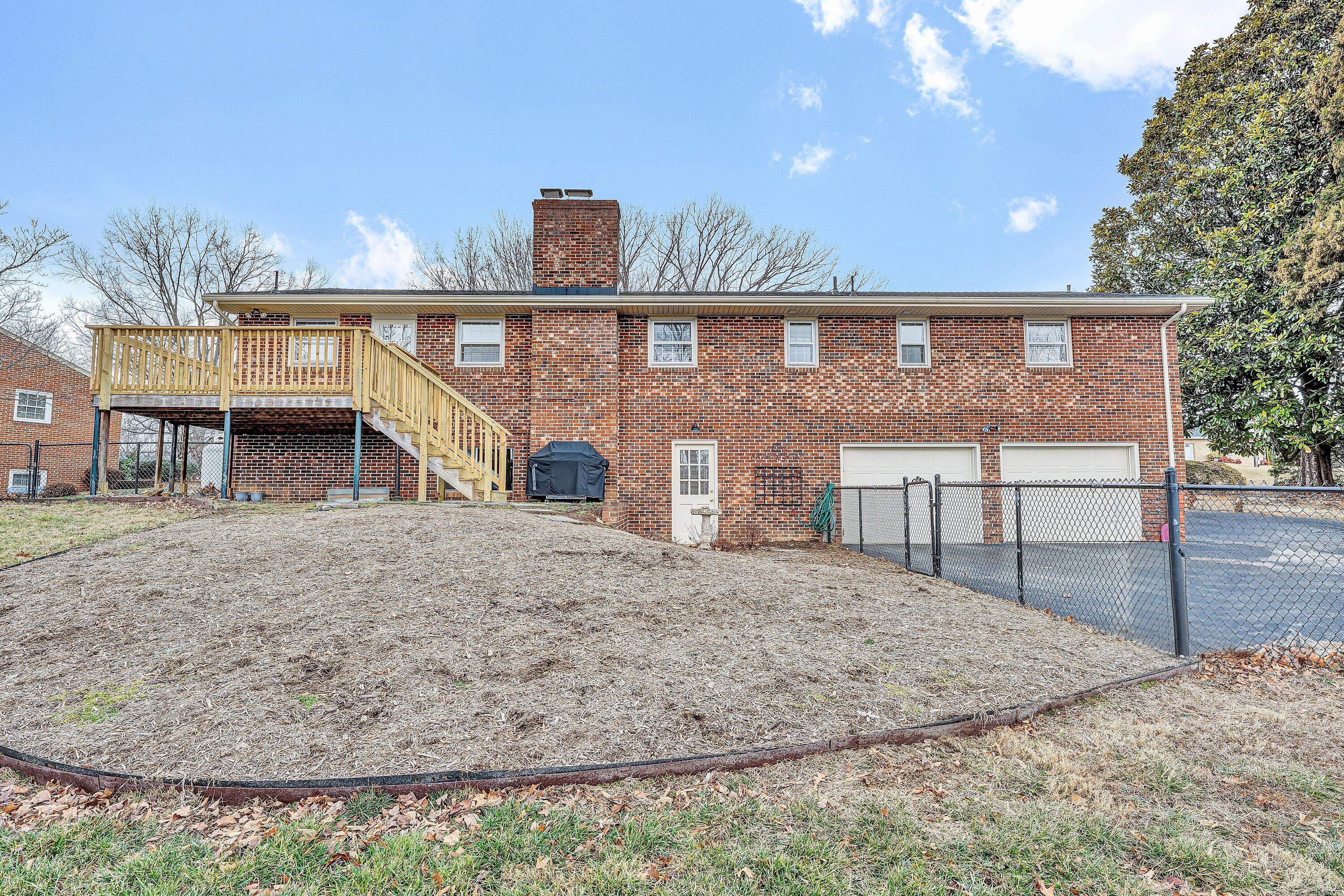 4544 Rosecrest Road Roanoke, VA 24018 - Photo 37 of 42 IMG_6099