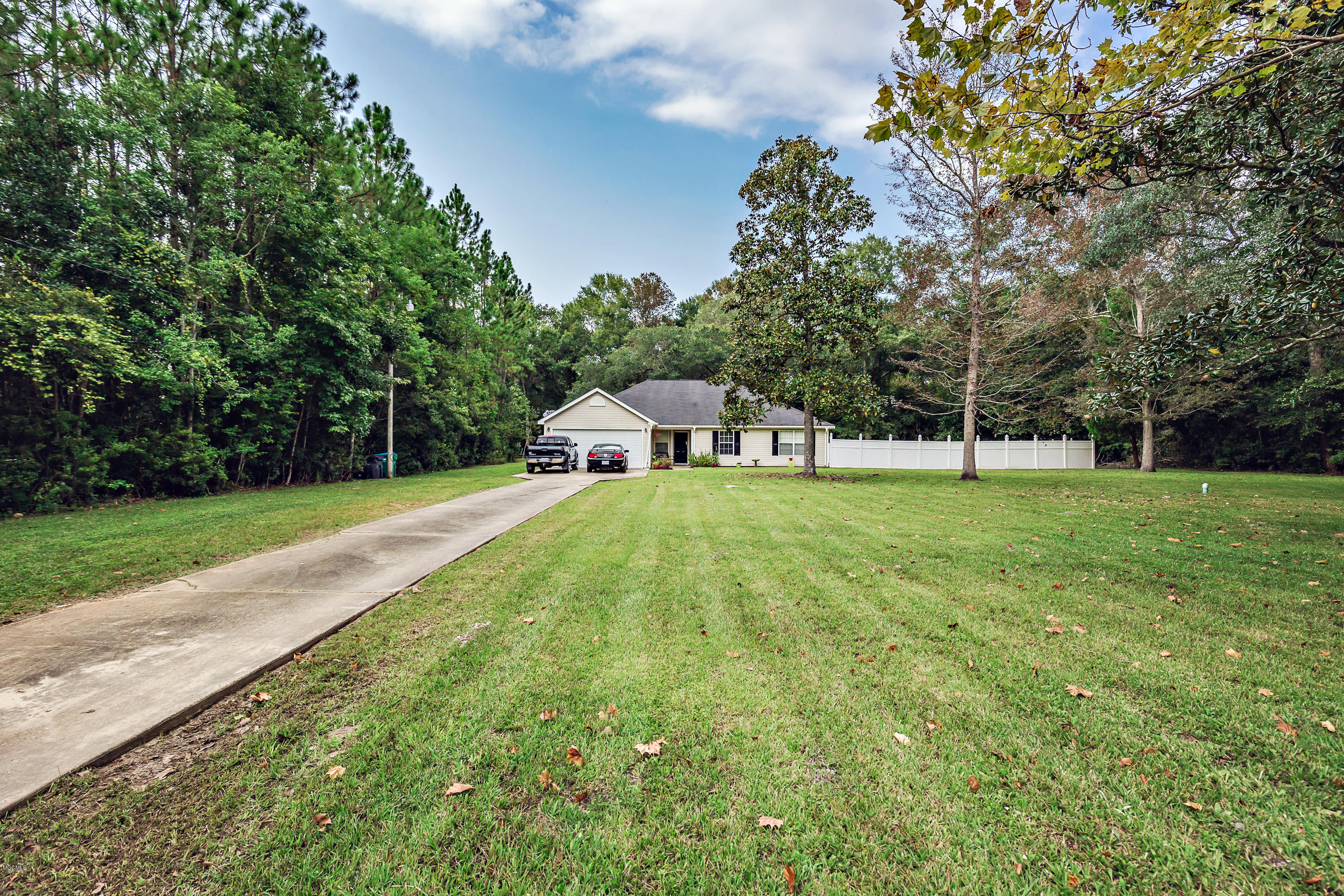 1412 Laurelglen Road Gautier, MS 39553 - Photo 1 of 64 LG front long