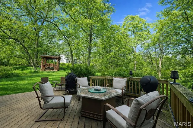 $349,000 | 5839 Brookstone Terrace Drive, Oakville, MO 63129