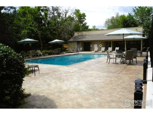 a view of outdoor space yard and patio