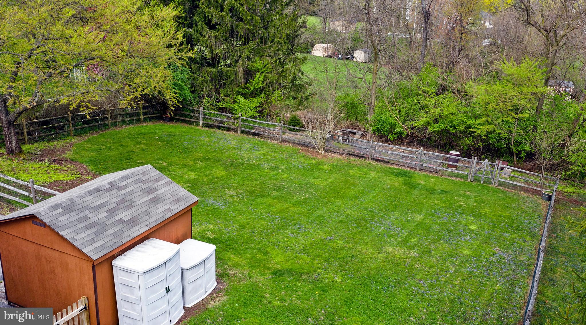 1107 West Bridge Street Spring City, PA 19475 - Photo 4 of 34 Fenced-in Yard
