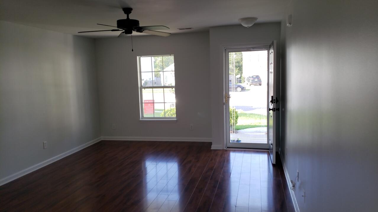 138 Thistle Road Goose Creek, SC 29445 - Photo 5 of 16 2019-09-16 05-54-46-994