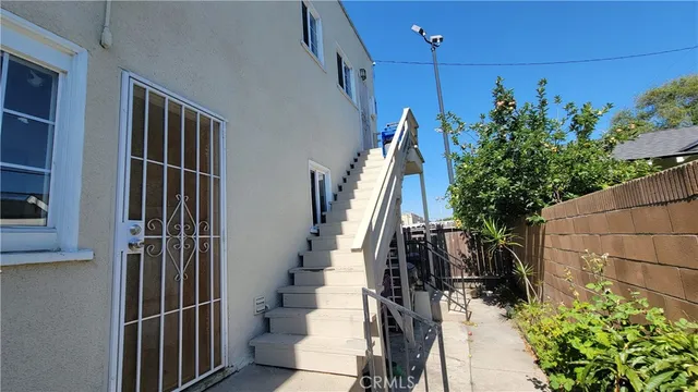 $1,399,000 | 2415 East 7th Street, Long Beach, CA 90804