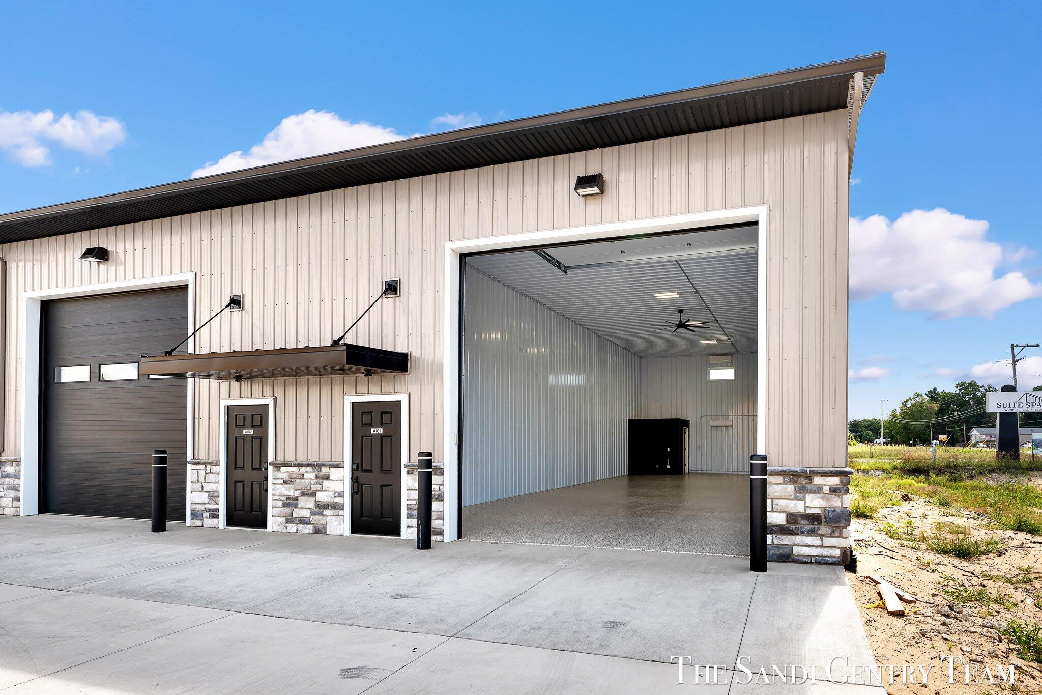 2695 Hein Road, Unit B106 Muskegon, MI 49445 - Photo 9 of 17 06-AIV00331