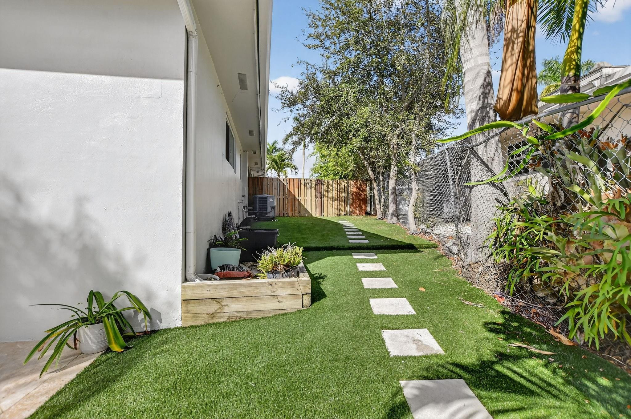 100 Southwest 8th Avenue Boca Raton, FL 33486 - Photo 29 of 37 Photo 29