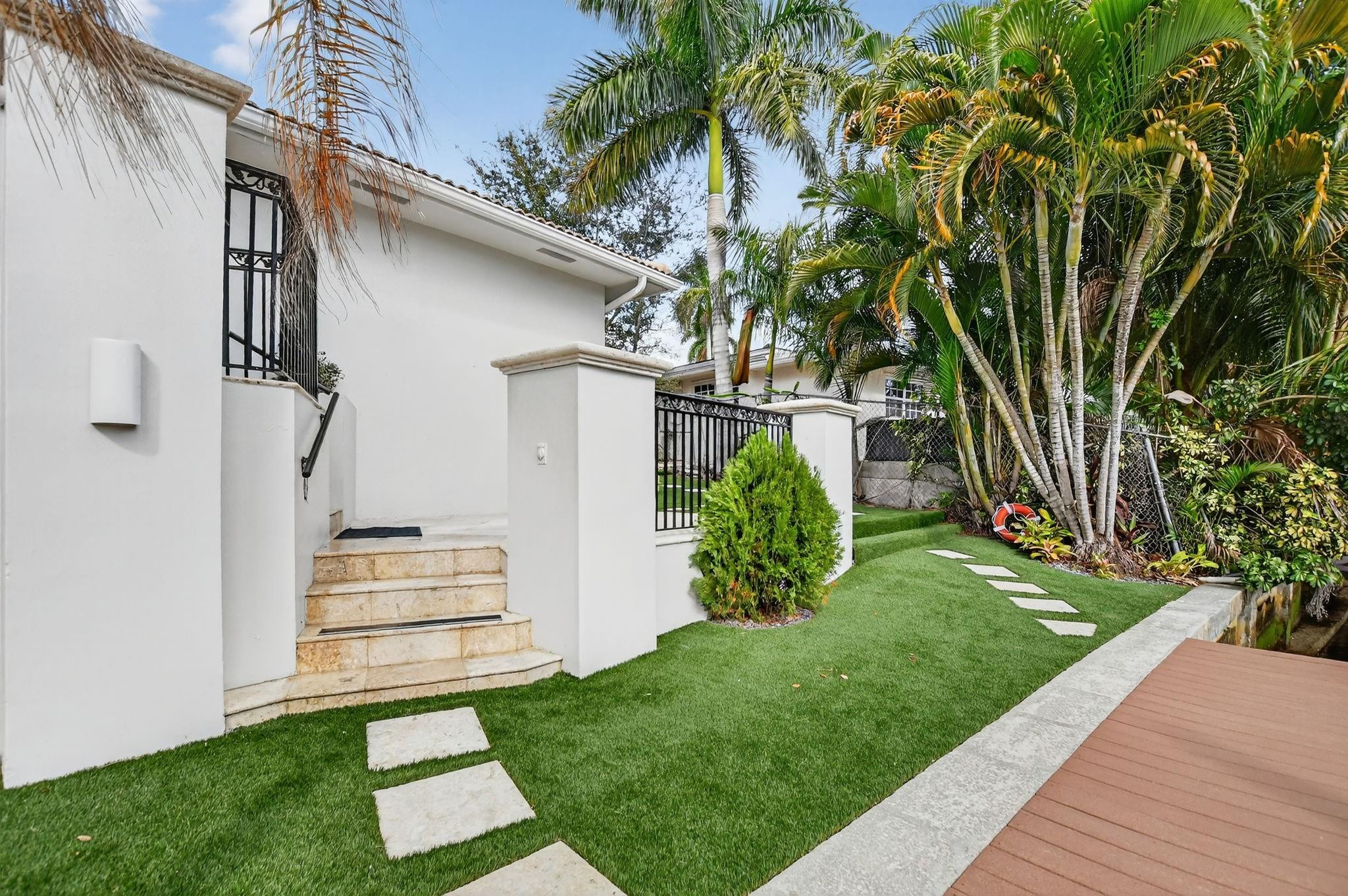 100 Southwest 8th Avenue Boca Raton, FL 33486 - Photo 34 of 37 Photo 34