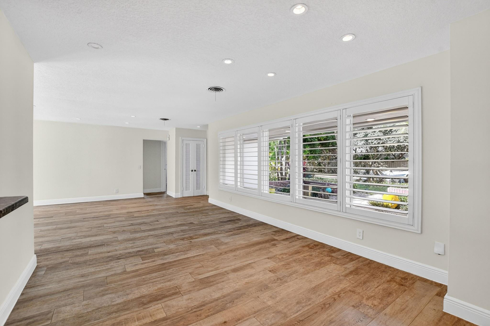 100 Southwest 8th Avenue Boca Raton, FL 33486 - Photo 10 of 37 Photo 10