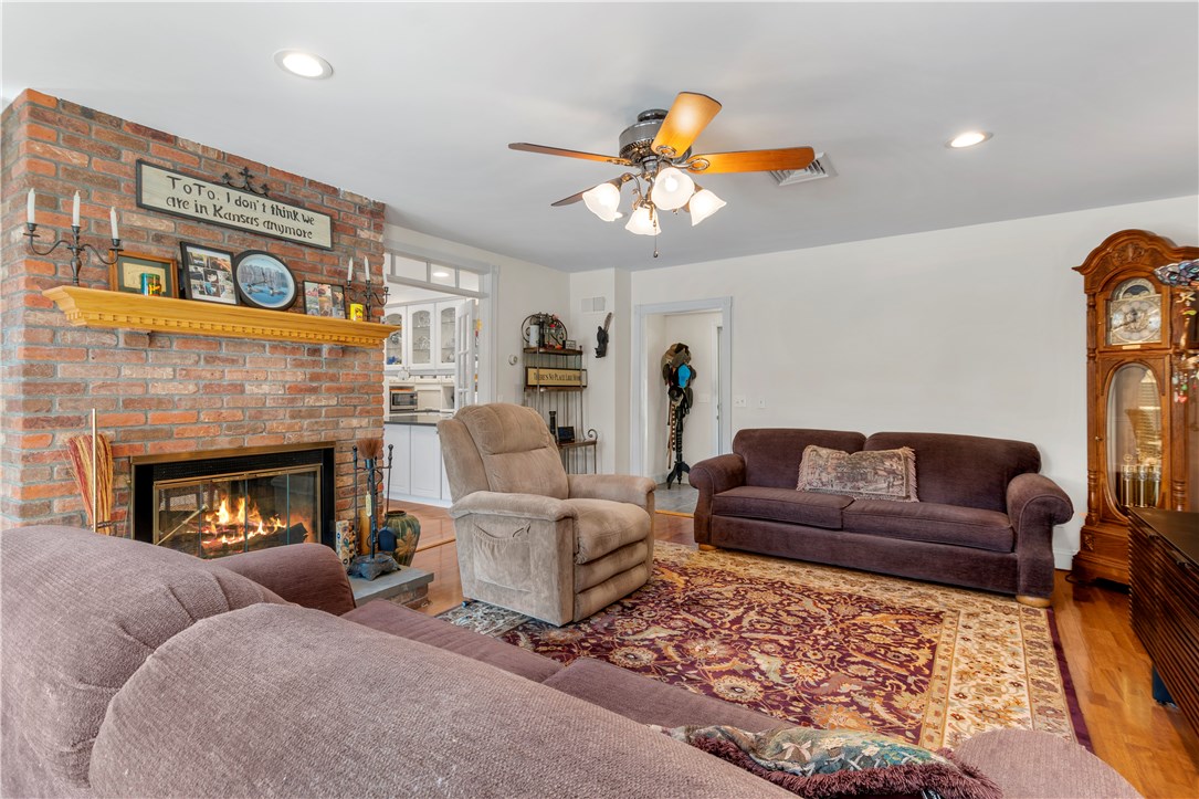 1474 Hill Farm Road Coventry, RI 02816 - Photo 13 of 33