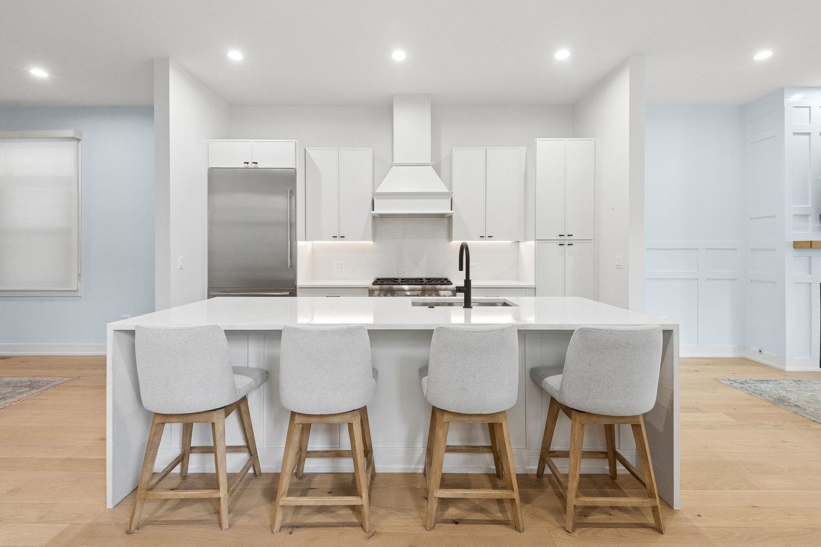 1842 North Whipple Street, Unit 1 Chicago, IL 60647 - Photo 10 of 37
