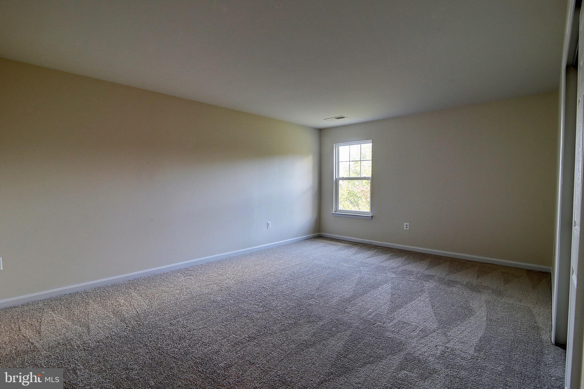 4226 Meyers Road Triangle, VA 22172 - Photo 19 of 36