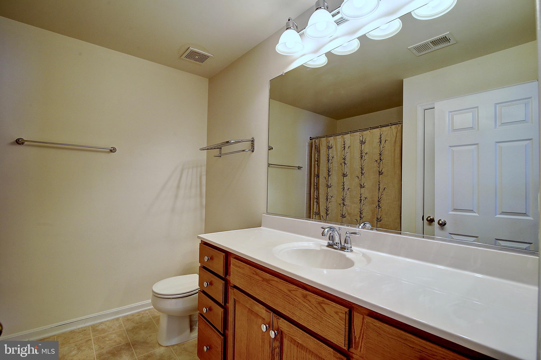 4226 Meyers Road Triangle, VA 22172 - Photo 20 of 36
