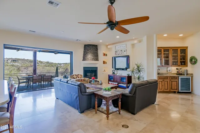 $3,299,000 | 37433 North Never Mind Trail, Carefree, AZ 85377