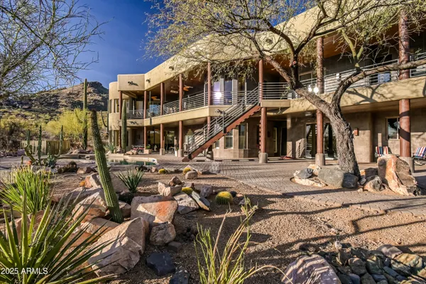 $3,299,000 | 37433 North Never Mind Trail, Carefree, AZ 85377