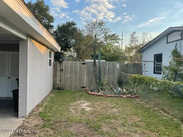 $1,550 | 10412 Skycrest Drive North, Jacksonville, FL 32246