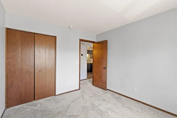 $269,900 | 14661 94th Place North, Maple Grove, MN 55369