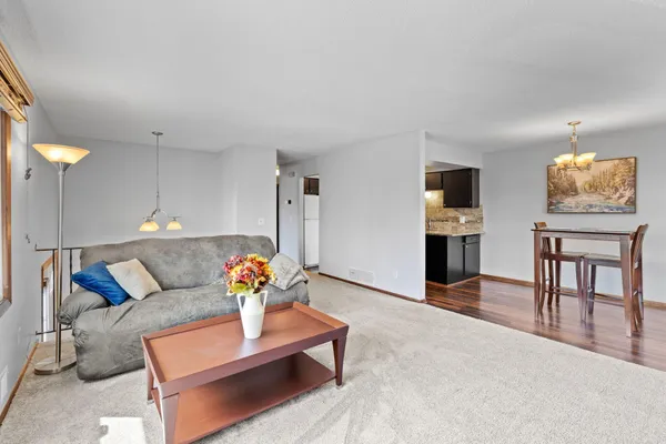 $269,900 | 14661 94th Place North, Maple Grove, MN 55369