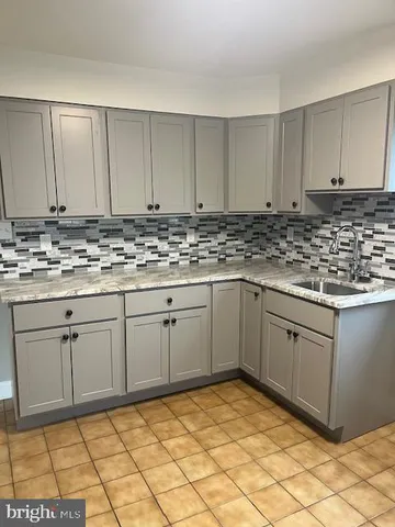 $1,250 | 66 D Atlantic Avenue, Columbus, NJ 08022