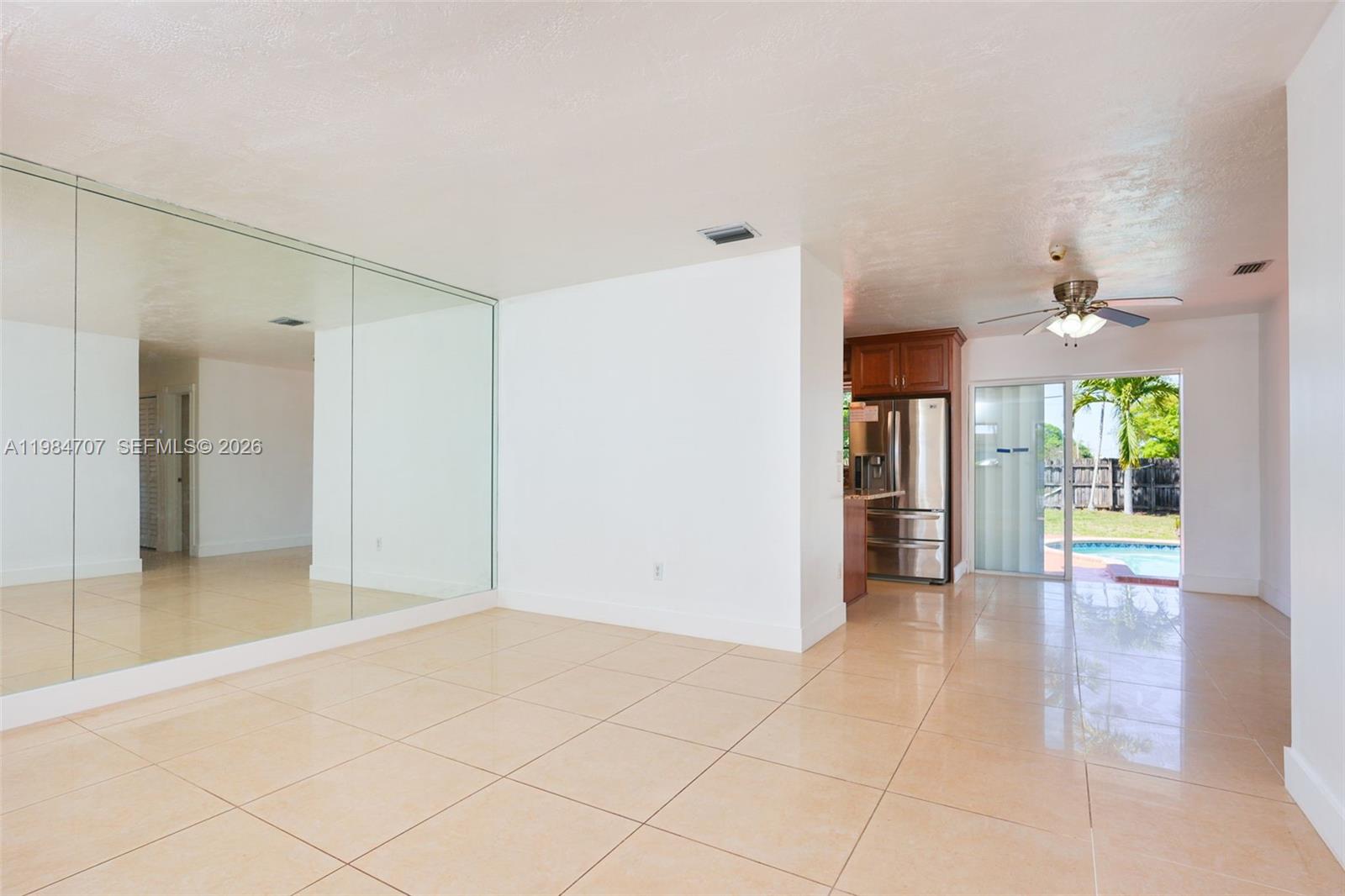 10521 Southwest 41st Terrace Miami, FL 33165 - Photo 13 of 68
