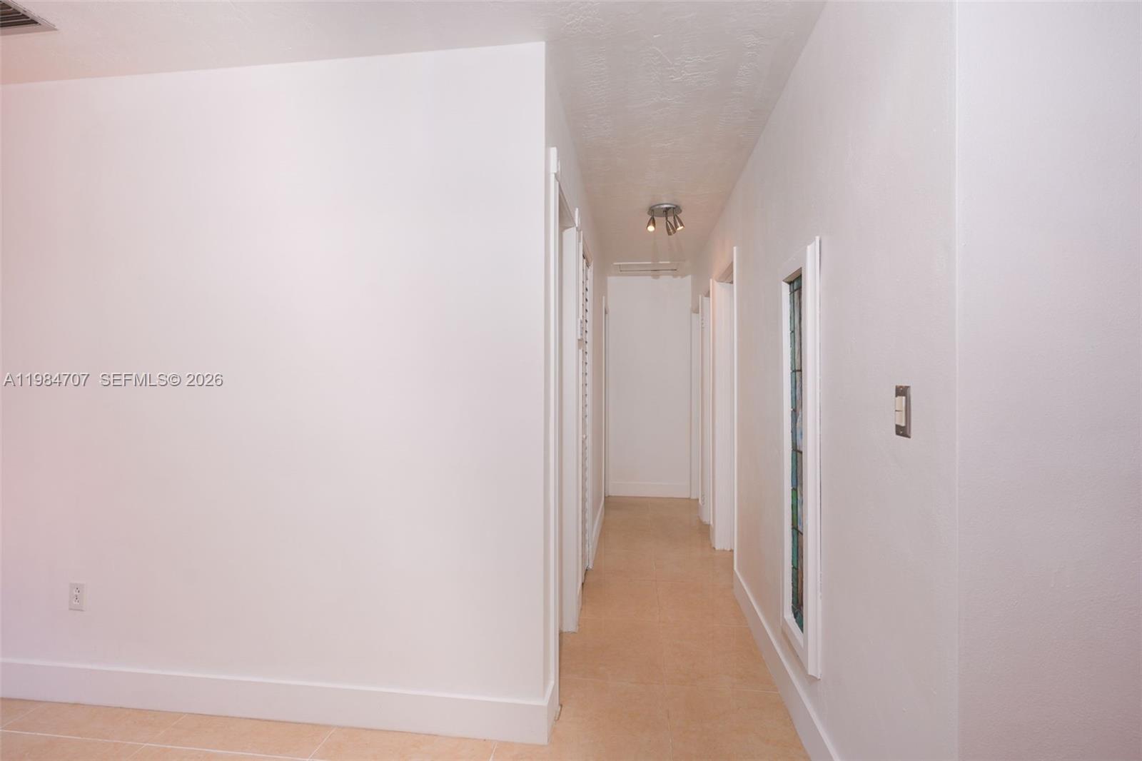 10521 Southwest 41st Terrace Miami, FL 33165 - Photo 14 of 68