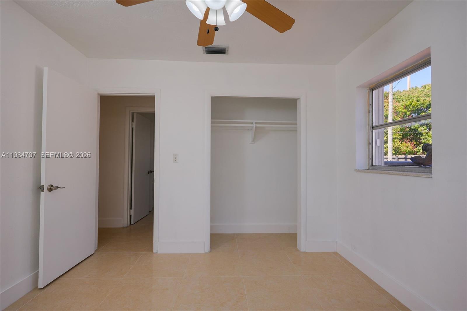 10521 Southwest 41st Terrace Miami, FL 33165 - Photo 25 of 68