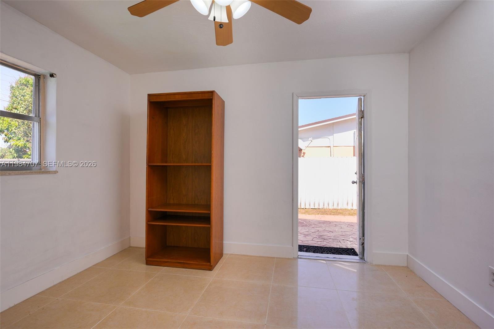 10521 Southwest 41st Terrace Miami, FL 33165 - Photo 30 of 68
