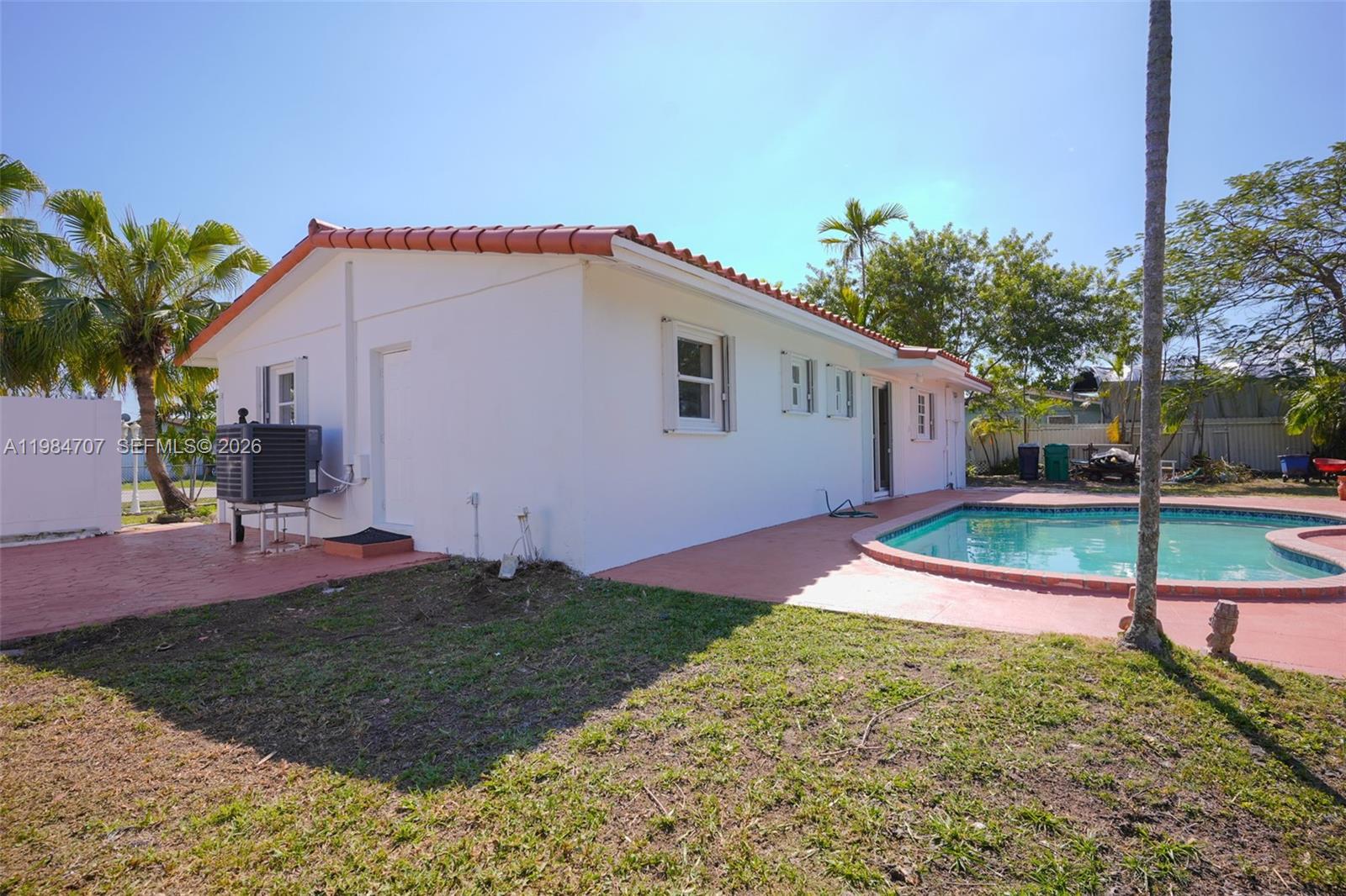 10521 Southwest 41st Terrace Miami, FL 33165 - Photo 41 of 68