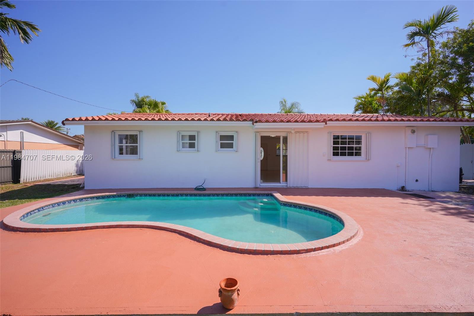 10521 Southwest 41st Terrace Miami, FL 33165 - Photo 50 of 68