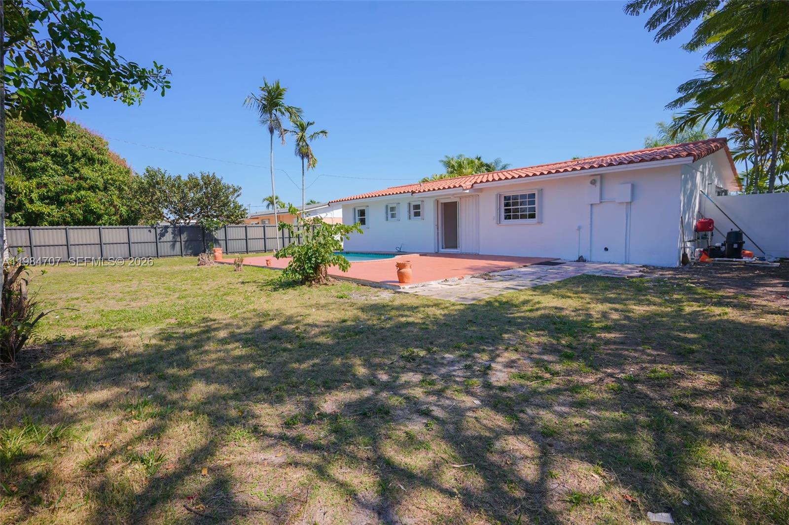 10521 Southwest 41st Terrace Miami, FL 33165 - Photo 56 of 68