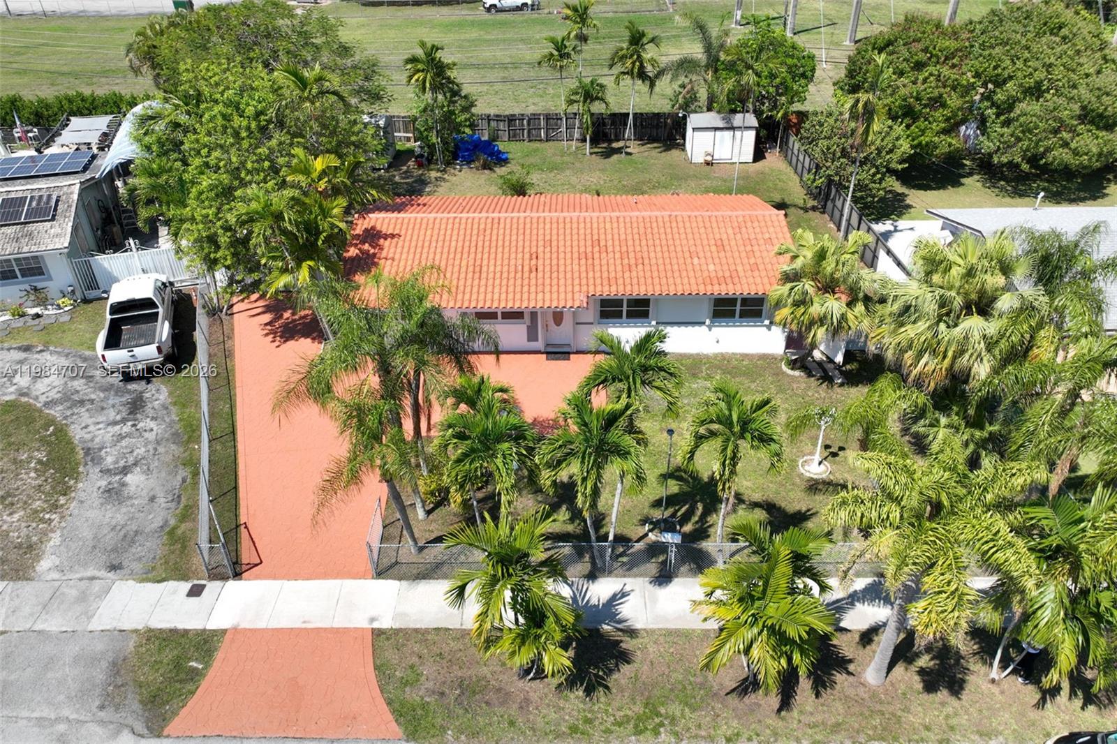 10521 Southwest 41st Terrace Miami, FL 33165 - Photo 61 of 68